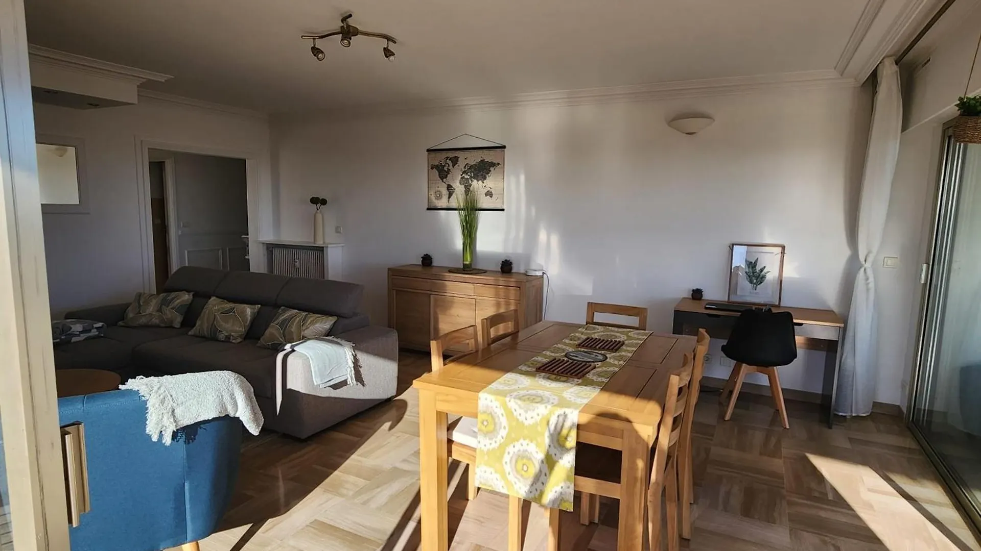 Holiday home Le Valencay 2 Bedroom Apartment With A Breathtaking View Pool Parking Antibes